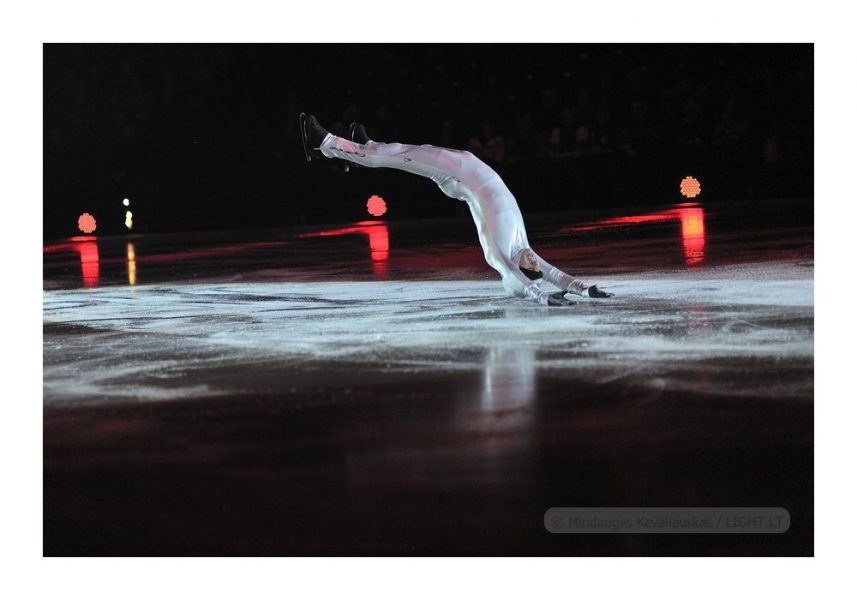 Liepsnojantis kalėdų ledas. Žalgirio arena. 2012
